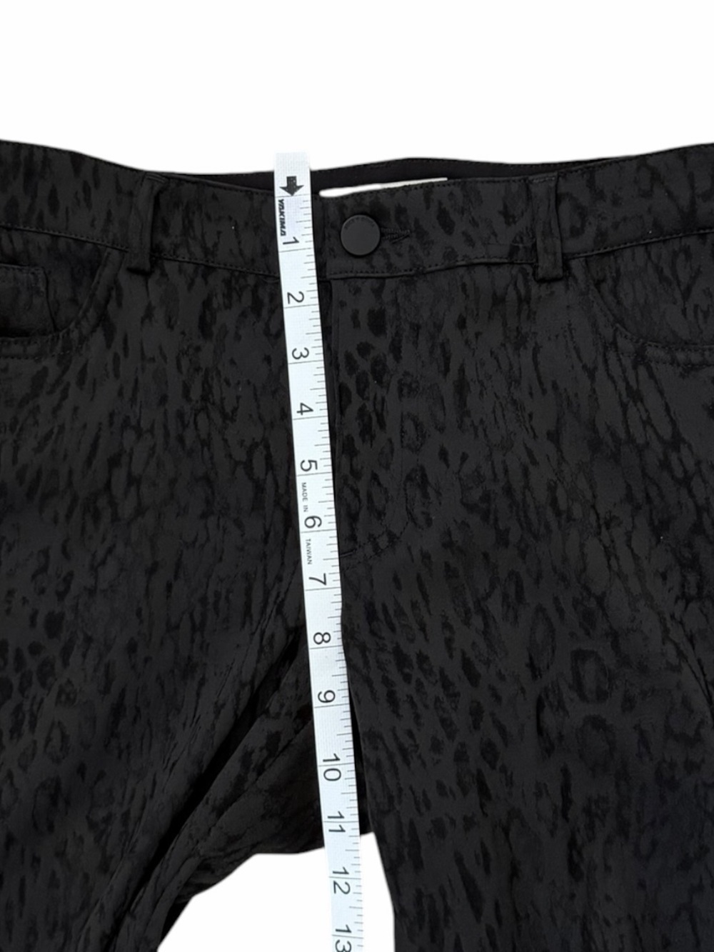 Alice + Olivia Black Animal Leopard Jacquard Flare Pants Size 6 - Picture 12 of 15